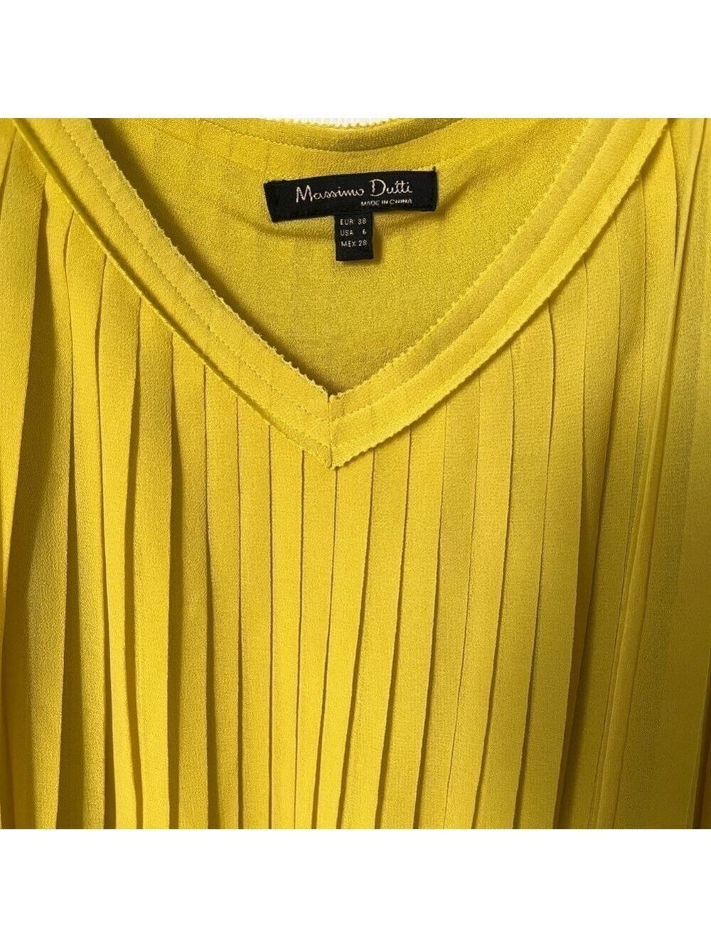 Massimo Dutti Pleated Spaghetti Strap Top, Size 6. - Picture 4 of 5